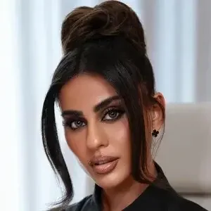 Biography & Career Of Youmi Khoury