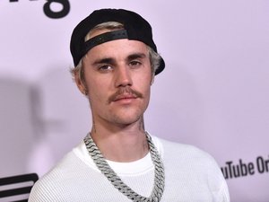 Justin Bieber Breaks Billboard Records with New Album ‘Swag’