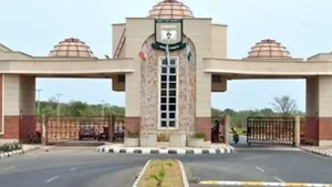 Kwara University Students Narrowly Escape Death in Ilorin Bus Fire